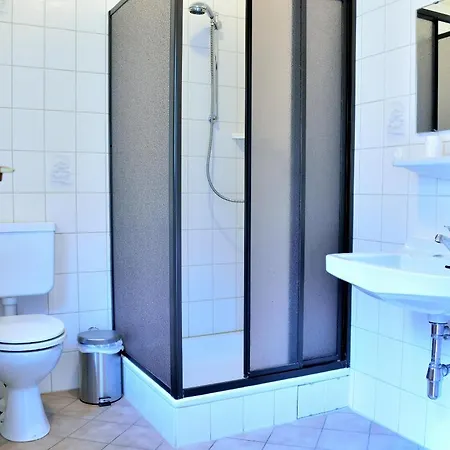 לינה וארוחת בוקר Haus Am Bach *