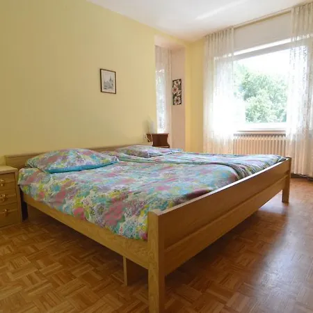 לינה וארוחת בוקר Haus Am Bach